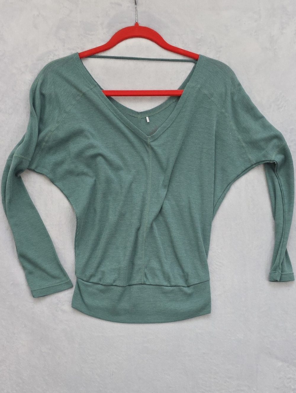 Prana Sage Green V-Neck Dolman Sleeve Sweatshirt